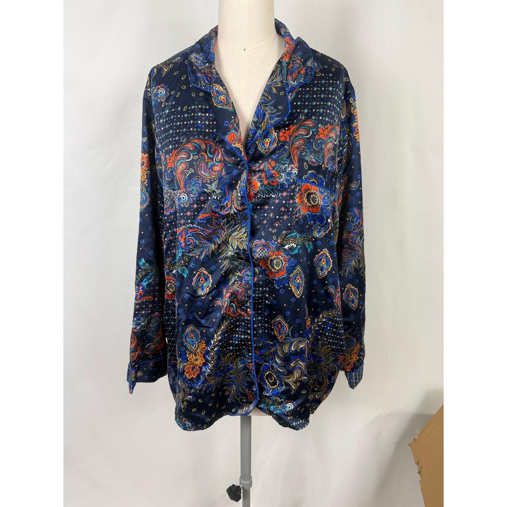 Cabernet‎ Paisley Floral Button Up Pajama Sleepwear Silky Smooth Shirt Luxury
